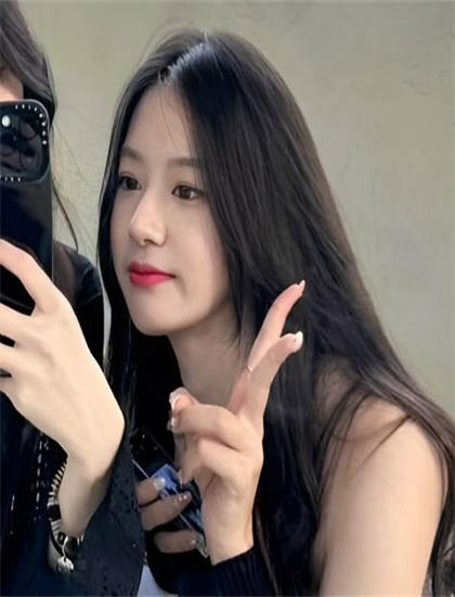 惊悚片朋友的母亲和妻子人物塑造：致敬的经典元素与情怀唤起 理解角色的文化意义